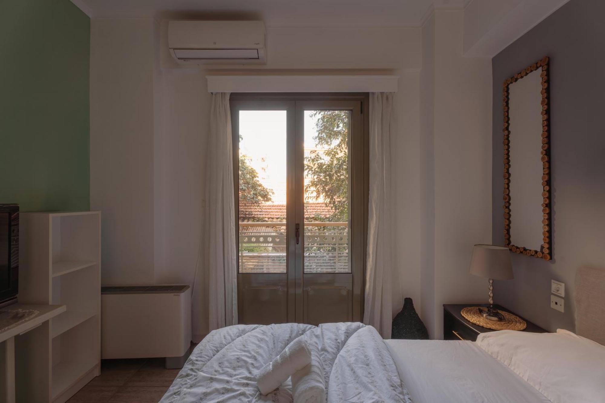 Lazarus 2Bd Apartment In The Center Patras Exterior foto